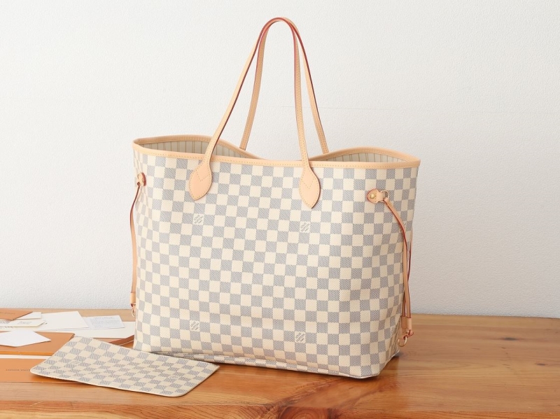 LV Shopping Bags